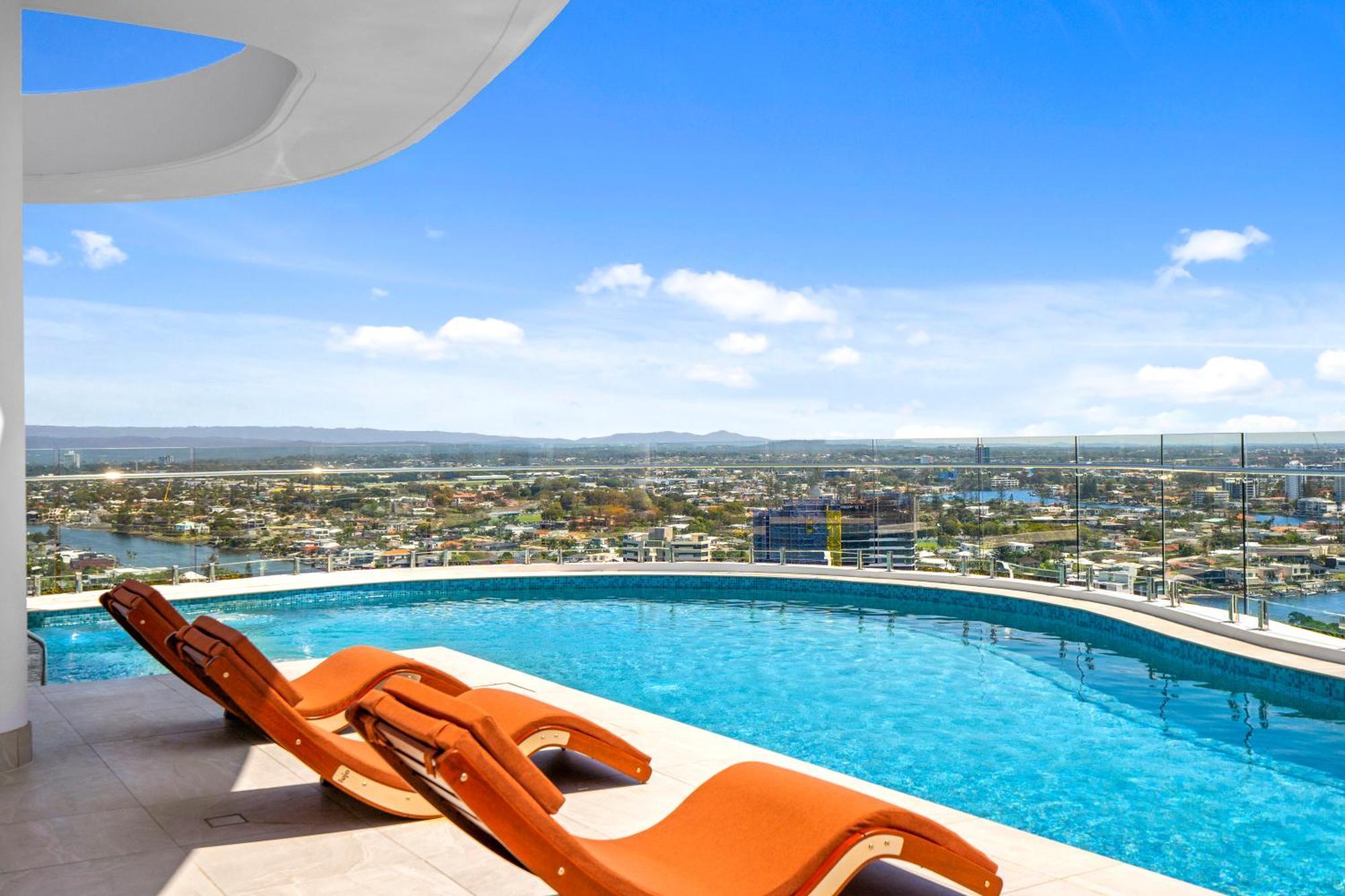 The Gallery Pure Luxary Sleeps 6 - Optimise *